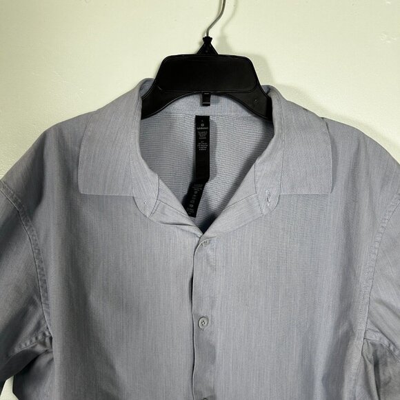 Lululemon Shirt Mens Large Blue Active wear Airing Easy Short Sleeve Button Up - Picture 4 of 7